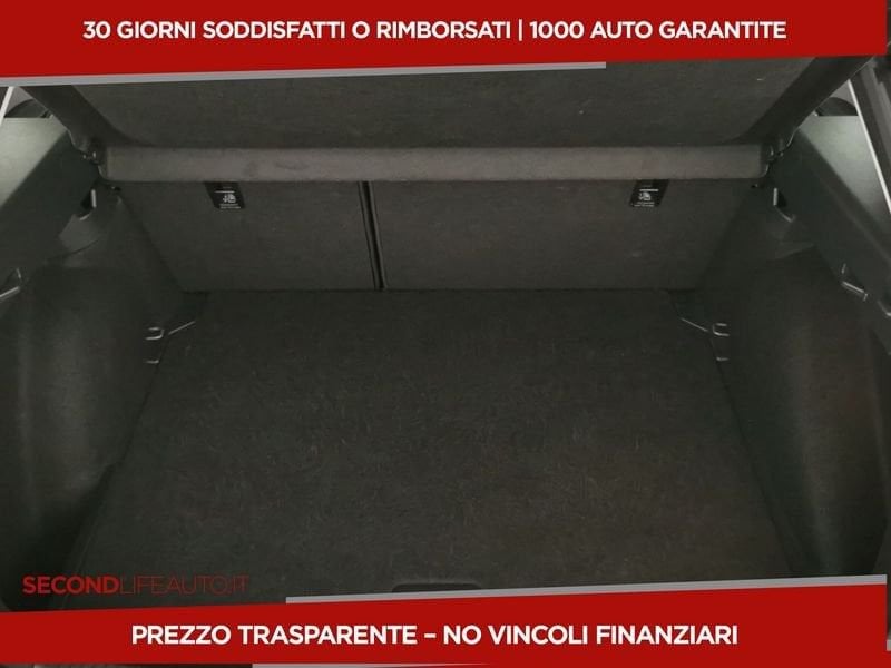 https://cdn-dk.caraffinity.it/dealer/datafiles/vehicle/images/800/32618/8Mgi83PV1RYEqmGC.jpeg