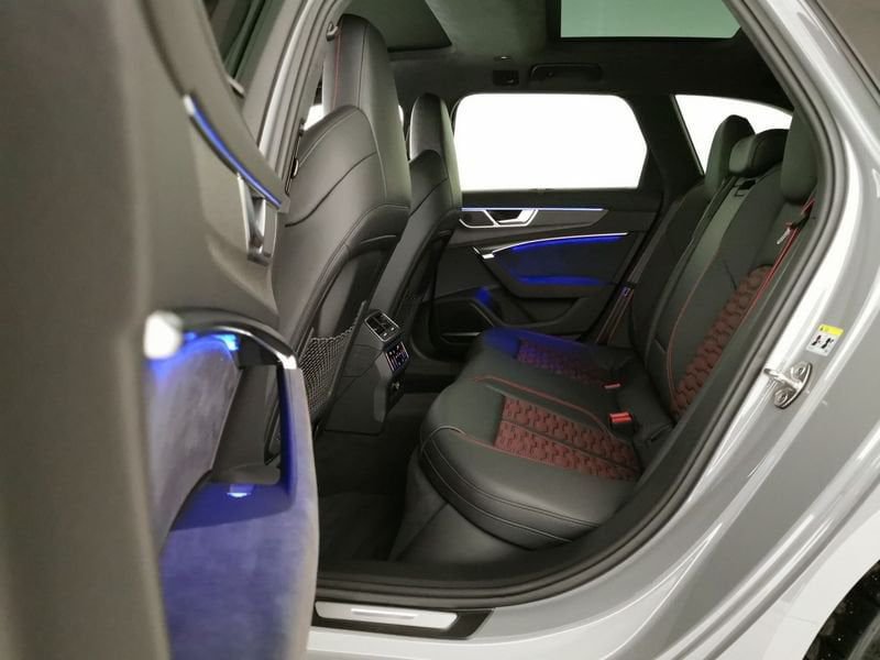 https://cdn-dk.caraffinity.it/dealer/datafiles/vehicle/images/800/32618/ABe2jGOAbxxgWjmR.jpeg