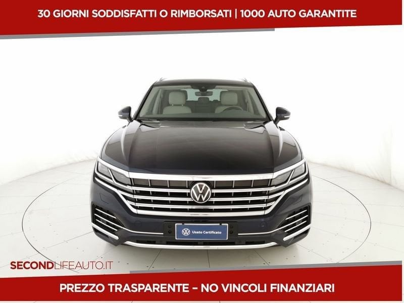 https://cdn-dk.caraffinity.it/dealer/datafiles/vehicle/images/800/32618/DPaysYbGilLeN4aM.jpeg