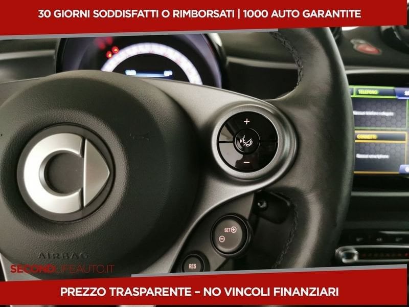 https://cdn-dk.caraffinity.it/dealer/datafiles/vehicle/images/800/32618/GH0XQsnagK4l0qF2.jpeg