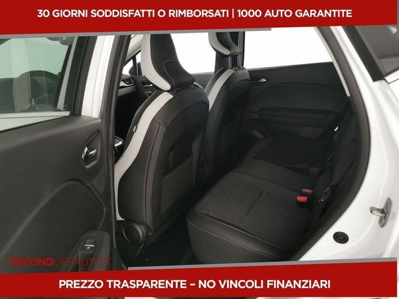 https://cdn-dk.caraffinity.it/dealer/datafiles/vehicle/images/800/32618/HX6RNcwJHpj0nLWM.jpeg