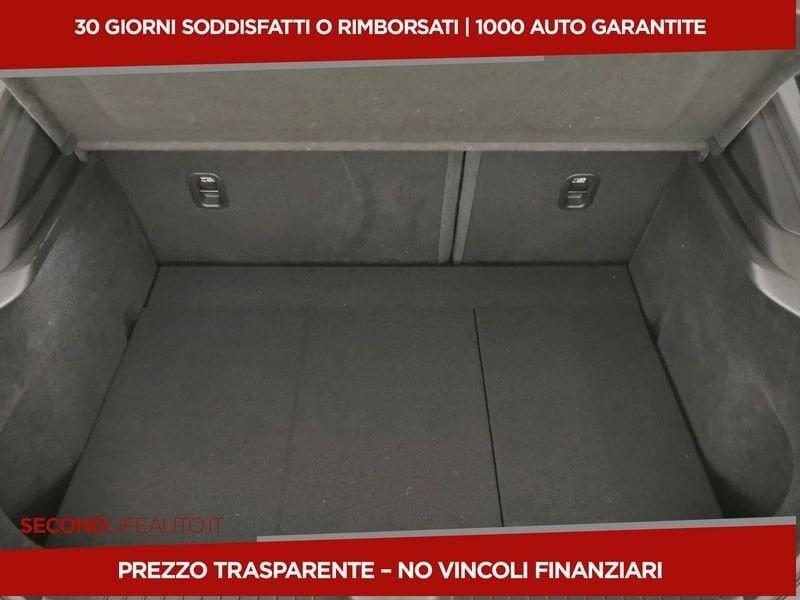 https://cdn-dk.caraffinity.it/dealer/datafiles/vehicle/images/800/32618/IgwtuYyYXRZgRy2P.jpeg