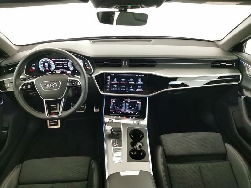 https://cdn-dk.caraffinity.it/dealer/datafiles/vehicle/images/800/32618/JfW6BPuFjFaYm88D.jpeg