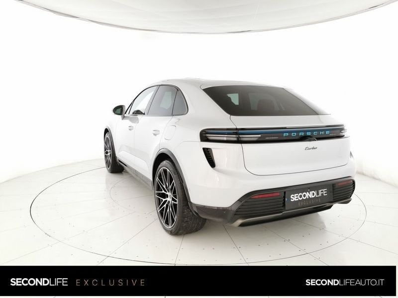 https://cdn-dk.caraffinity.it/dealer/datafiles/vehicle/images/800/32618/N4hzYvCRyC4HQRHo.jpeg