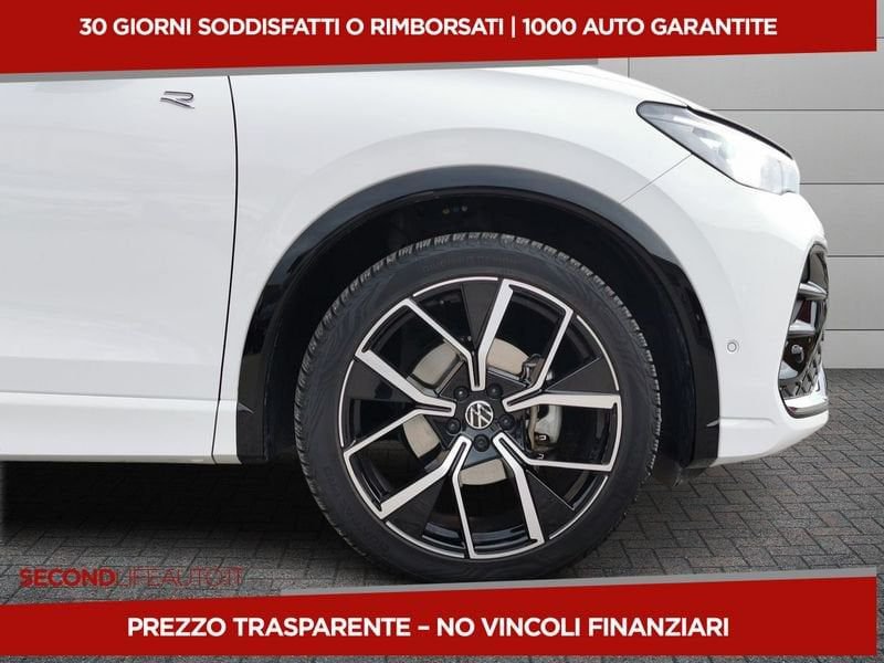 https://cdn-dk.caraffinity.it/dealer/datafiles/vehicle/images/800/32618/N9v487RGhetX73Pf.jpeg
