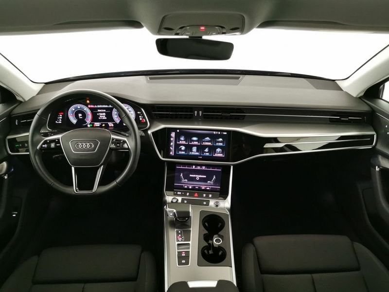 https://cdn-dk.caraffinity.it/dealer/datafiles/vehicle/images/800/32618/NhRnl24eFfUDwvZo.jpeg