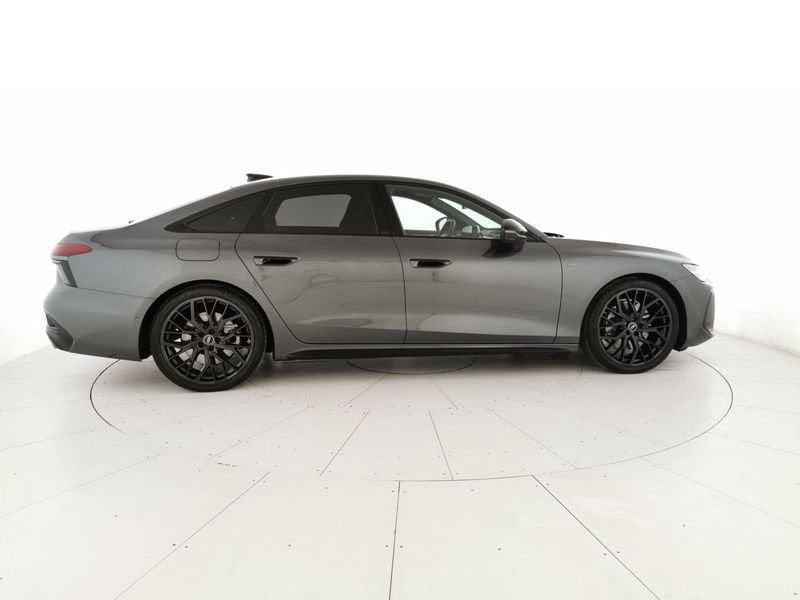 https://cdn-dk.caraffinity.it/dealer/datafiles/vehicle/images/800/32618/OFL8WWwjrPMT6zPd.jpeg