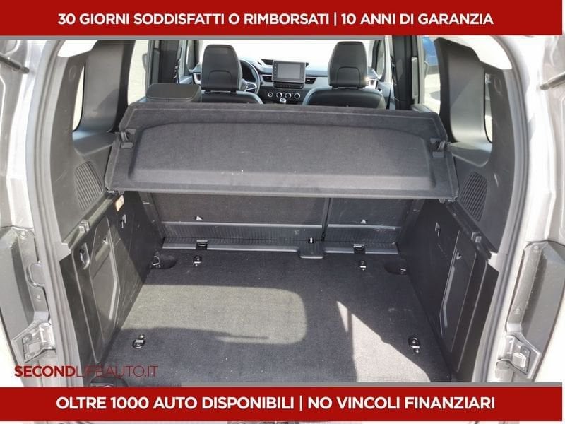 https://cdn-dk.caraffinity.it/dealer/datafiles/vehicle/images/800/32618/P9TPqBKFRmyGayC4.jpeg
