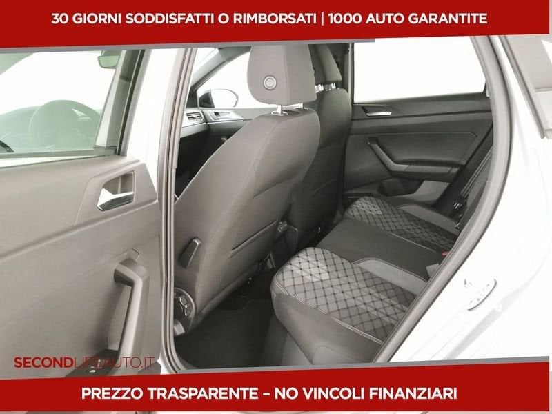 https://cdn-dk.caraffinity.it/dealer/datafiles/vehicle/images/800/32618/R8TjZTD37Z1o5CNn.jpeg