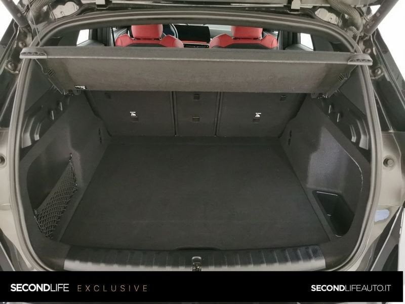 https://cdn-dk.caraffinity.it/dealer/datafiles/vehicle/images/800/32618/RRLR9HxRkZgReDc8.jpeg