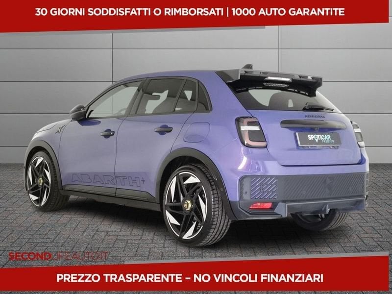 https://cdn-dk.caraffinity.it/dealer/datafiles/vehicle/images/800/32618/SRrqN9wQzcarTtMY.jpeg