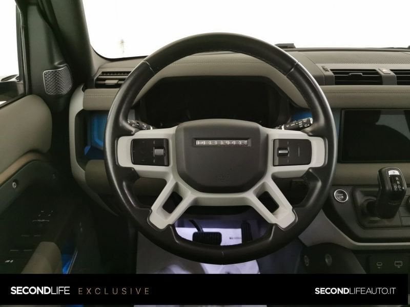 https://cdn-dk.caraffinity.it/dealer/datafiles/vehicle/images/800/32618/TyVjcIpFTx1eNZL5.jpeg
