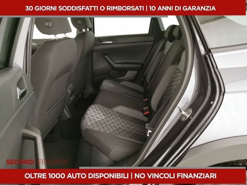https://cdn-dk.caraffinity.it/dealer/datafiles/vehicle/images/800/32618/VlY9cFxLAdVGQnTJ.jpeg