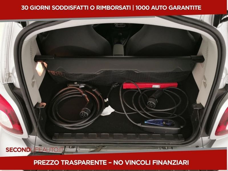 https://cdn-dk.caraffinity.it/dealer/datafiles/vehicle/images/800/32618/XcOE3XS8Pm5eKVfa.jpeg