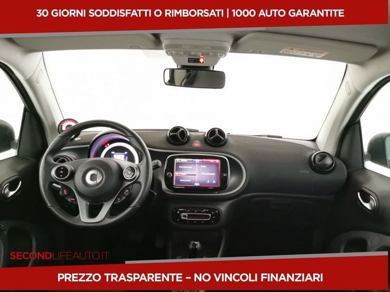 https://cdn-dk.caraffinity.it/dealer/datafiles/vehicle/images/800/32618/aAT0DHil6j5vrsAQ.jpeg