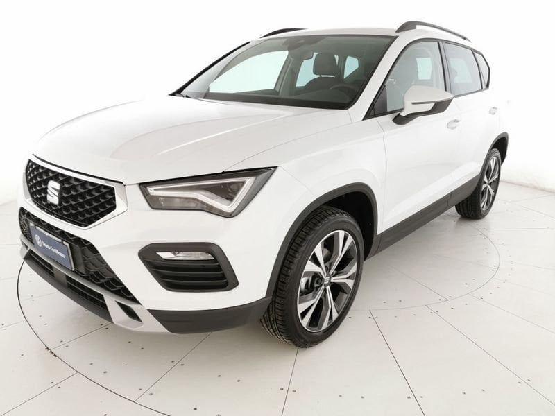 https://cdn-dk.caraffinity.it/dealer/datafiles/vehicle/images/800/32618/b44hja3QjOAfHQAZ.jpeg