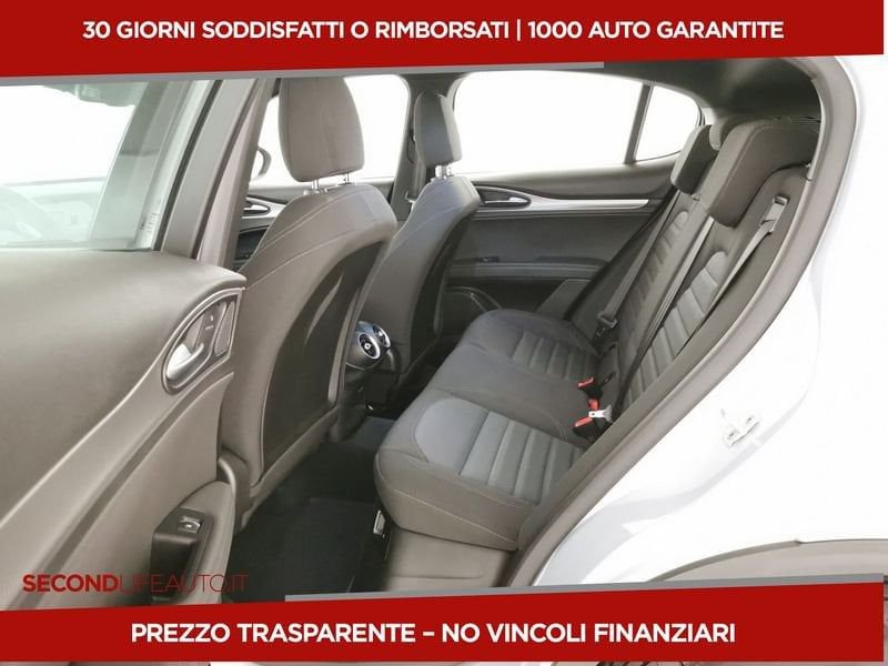 https://cdn-dk.caraffinity.it/dealer/datafiles/vehicle/images/800/32618/f5SdEHd1B4Sbsj6c.jpeg
