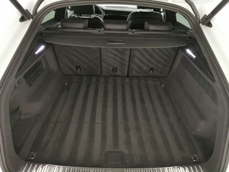 https://cdn-dk.caraffinity.it/dealer/datafiles/vehicle/images/800/32618/fRo4FX7uy5rkWhzE.jpeg