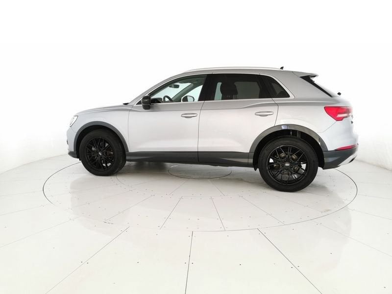 https://cdn-dk.caraffinity.it/dealer/datafiles/vehicle/images/800/32618/gSImmF0Sx2AiBsXi.jpeg