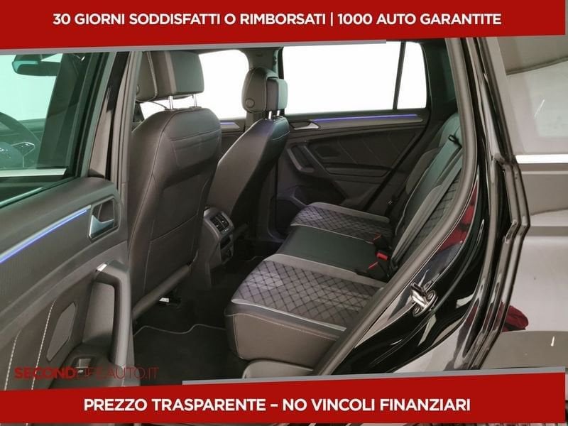 https://cdn-dk.caraffinity.it/dealer/datafiles/vehicle/images/800/32618/hFdYDlSelYyrEC80.jpeg