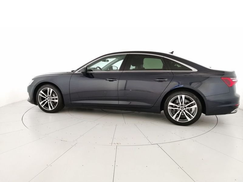 https://cdn-dk.caraffinity.it/dealer/datafiles/vehicle/images/800/32618/kNPCf4KETjG3NmUZ.jpeg