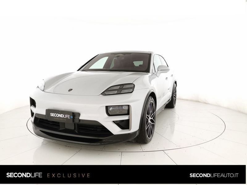 https://cdn-dk.caraffinity.it/dealer/datafiles/vehicle/images/800/32618/mw3EYylig5hgVdgp.jpeg?format=jpeg