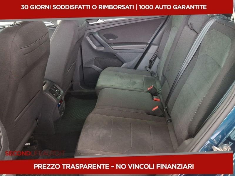 https://cdn-dk.caraffinity.it/dealer/datafiles/vehicle/images/800/32618/nM6WLXfdivq3Y7Zh.jpeg