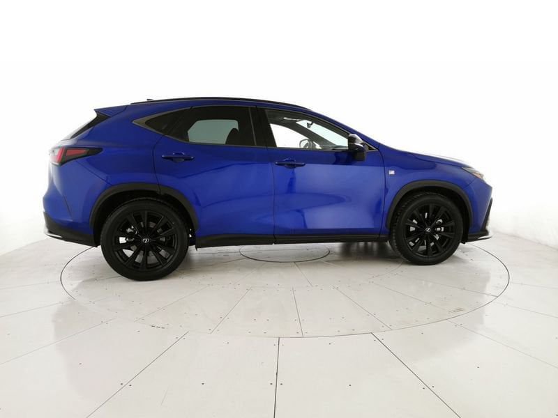 https://cdn-dk.caraffinity.it/dealer/datafiles/vehicle/images/800/32618/pb3aHE3JSOep4QQg.jpeg