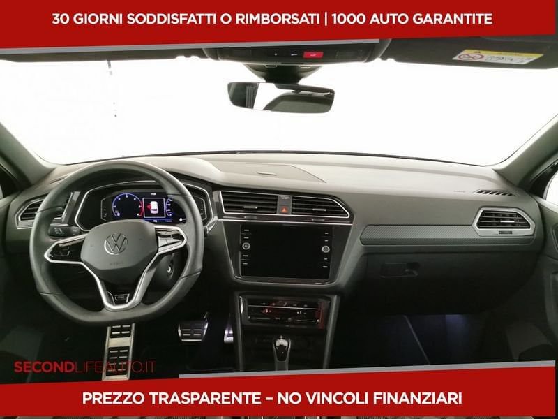 https://cdn-dk.caraffinity.it/dealer/datafiles/vehicle/images/800/32618/q8RutnFQZfmCFfLh.jpeg
