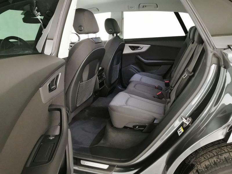 https://cdn-dk.caraffinity.it/dealer/datafiles/vehicle/images/800/32618/qdgACA2upv9dMxJD.jpeg