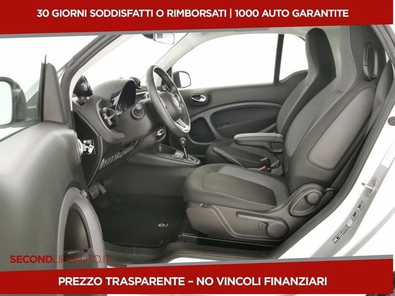https://cdn-dk.caraffinity.it/dealer/datafiles/vehicle/images/800/32618/rOVN2jMs9Ll3U8sv.jpeg