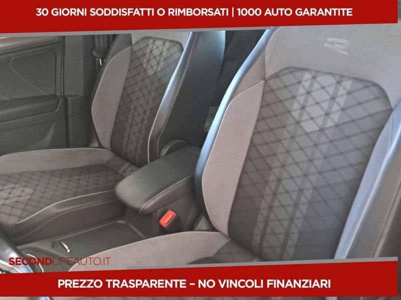 https://cdn-dk.caraffinity.it/dealer/datafiles/vehicle/images/800/32618/syXlRvyFD4Y95Ygv.jpeg