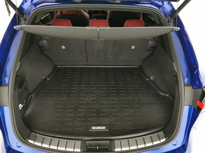 https://cdn-dk.caraffinity.it/dealer/datafiles/vehicle/images/800/32618/t7kPM18KA7Gb2GKE.jpeg