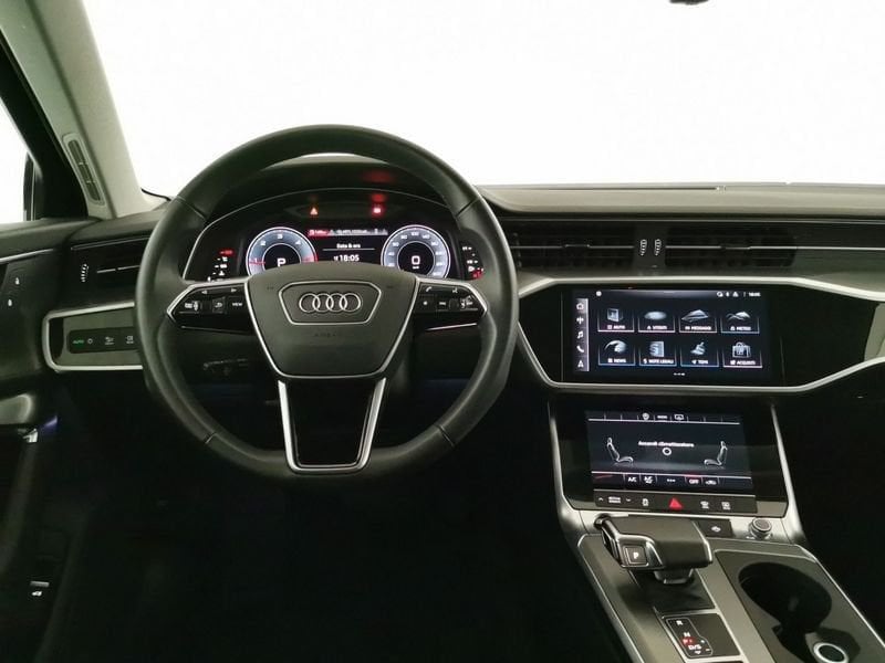 https://cdn-dk.caraffinity.it/dealer/datafiles/vehicle/images/800/32618/t8tMsG78R6h1VvNf.jpeg