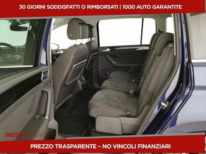 https://cdn-dk.caraffinity.it/dealer/datafiles/vehicle/images/800/32618/tsaKsPzl2iSgTHrq.jpeg