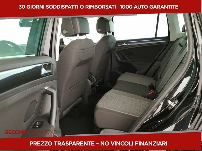 https://cdn-dk.caraffinity.it/dealer/datafiles/vehicle/images/800/32618/ucfnfGByg3ByXJFs.jpeg