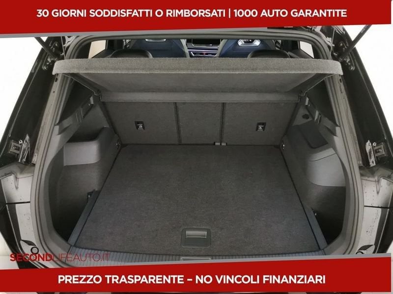 https://cdn-dk.caraffinity.it/dealer/datafiles/vehicle/images/800/32618/uifzlZiobIjVSxcN.jpeg