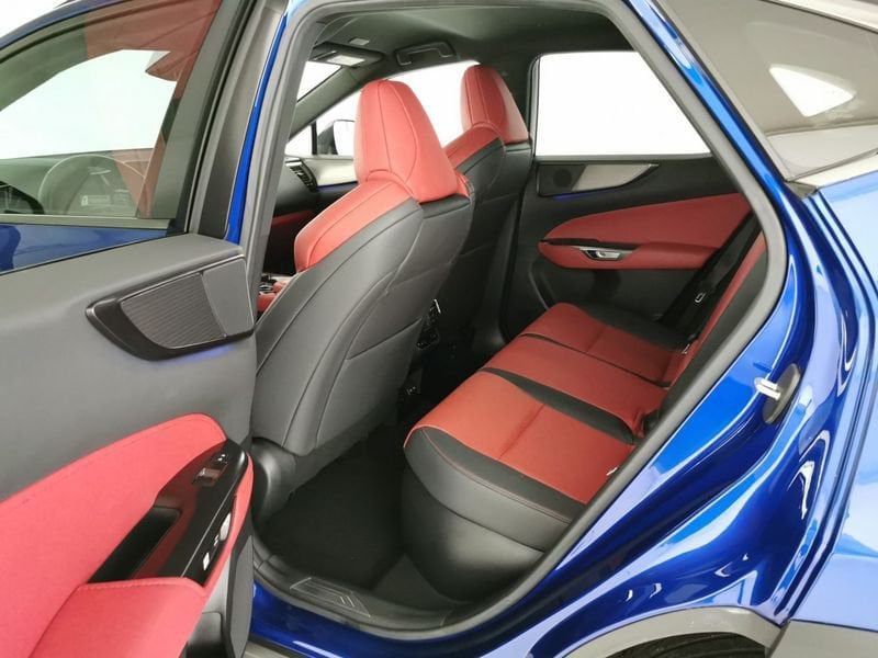 https://cdn-dk.caraffinity.it/dealer/datafiles/vehicle/images/800/32618/v4FT20BGK9CWLf8y.jpeg