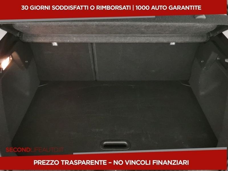 https://cdn-dk.caraffinity.it/dealer/datafiles/vehicle/images/800/32618/vUHnAgonmge1sjLn.jpeg