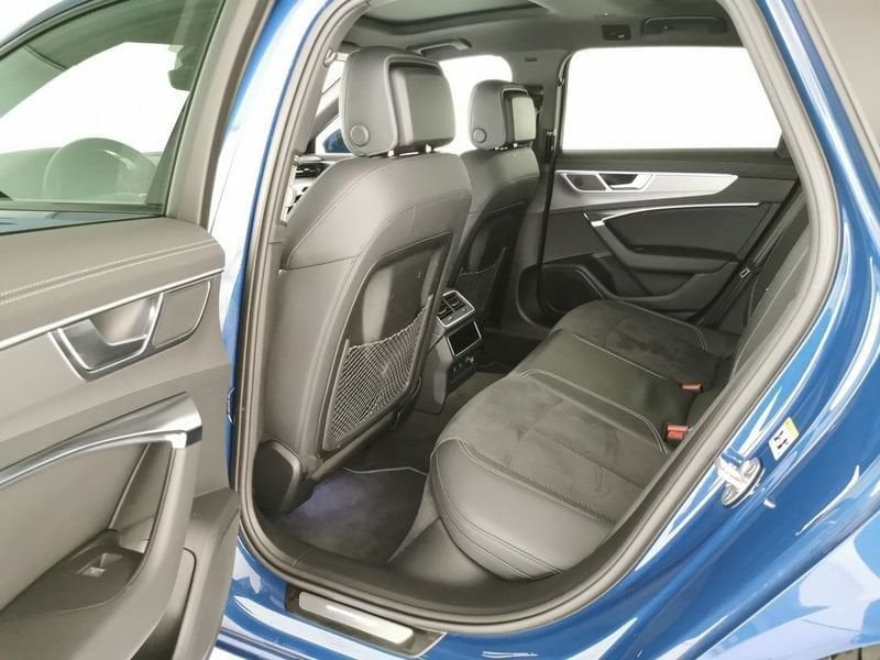 https://cdn-dk.caraffinity.it/dealer/datafiles/vehicle/images/800/32618/xVVJNZ7MFvusr1Zd.jpeg