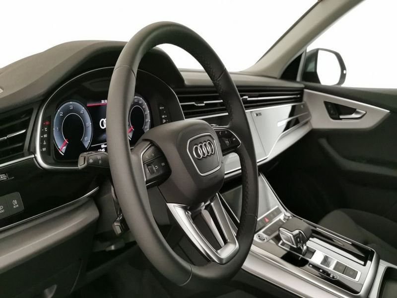 https://cdn-dk.caraffinity.it/dealer/datafiles/vehicle/images/800/32618/xzIn4cILsfDsQebh.jpeg