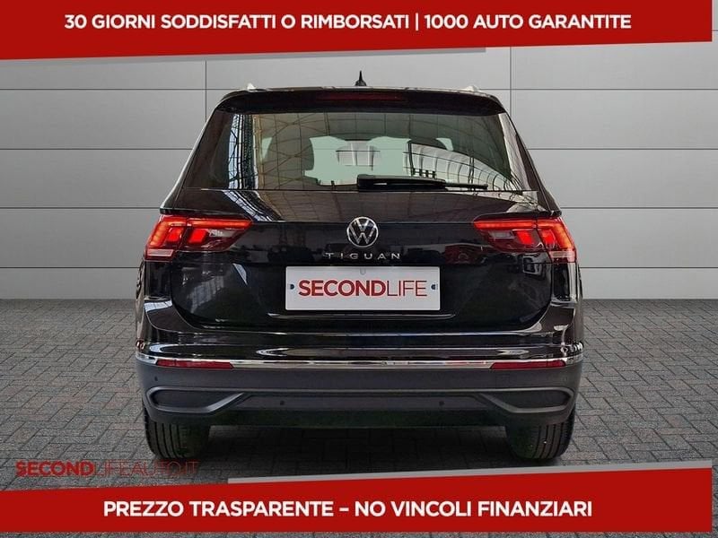 https://cdn-dk.caraffinity.it/dealer/datafiles/vehicle/images/800/32618/yokZltfvSj9NdwMp.jpeg