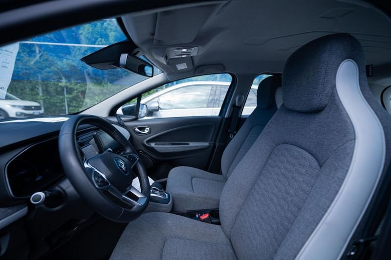 https://cdn-dk.caraffinity.it/dealer/datafiles/vehicle/images/800/32881/0O1TnVPNyhKJmlTD.jpg