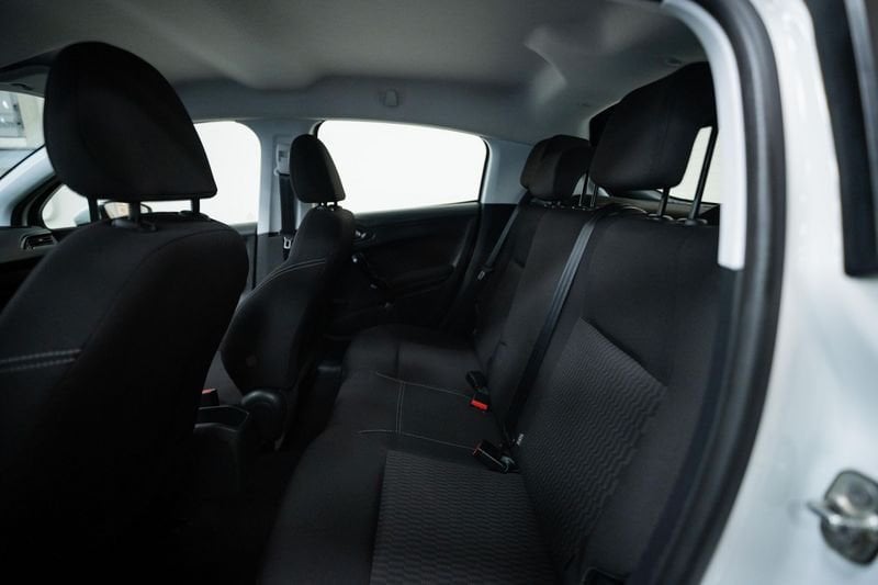 https://cdn-dk.caraffinity.it/dealer/datafiles/vehicle/images/800/32881/0okNYCcPyLAPxmvM.jpg