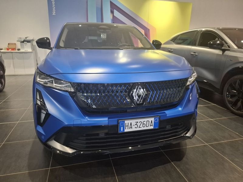 https://cdn-dk.caraffinity.it/dealer/datafiles/vehicle/images/800/32881/0pJa85UnziPTiig1.jpg
