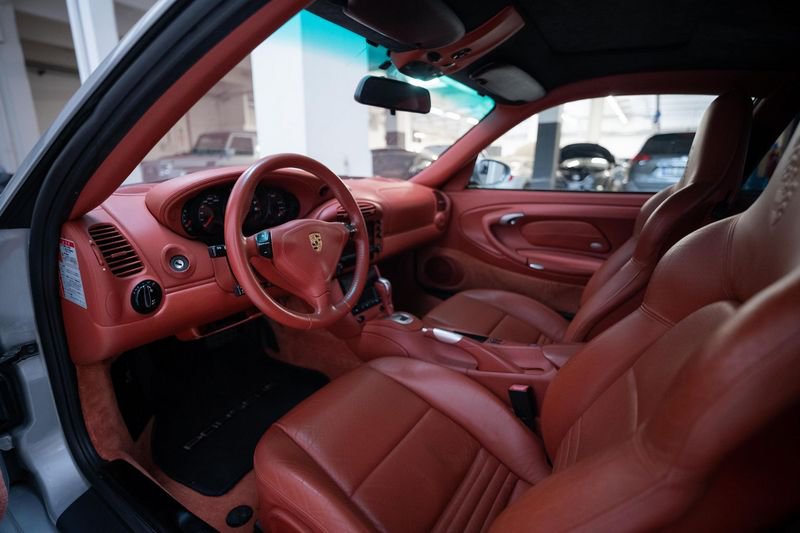 https://cdn-dk.caraffinity.it/dealer/datafiles/vehicle/images/800/32881/10dNrYRTvVndxz03.jpg