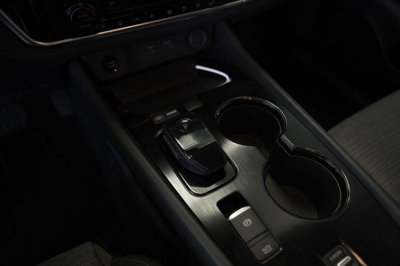 https://cdn-dk.caraffinity.it/dealer/datafiles/vehicle/images/800/32881/1SOJ0oCTrGZKn9AH.JPG