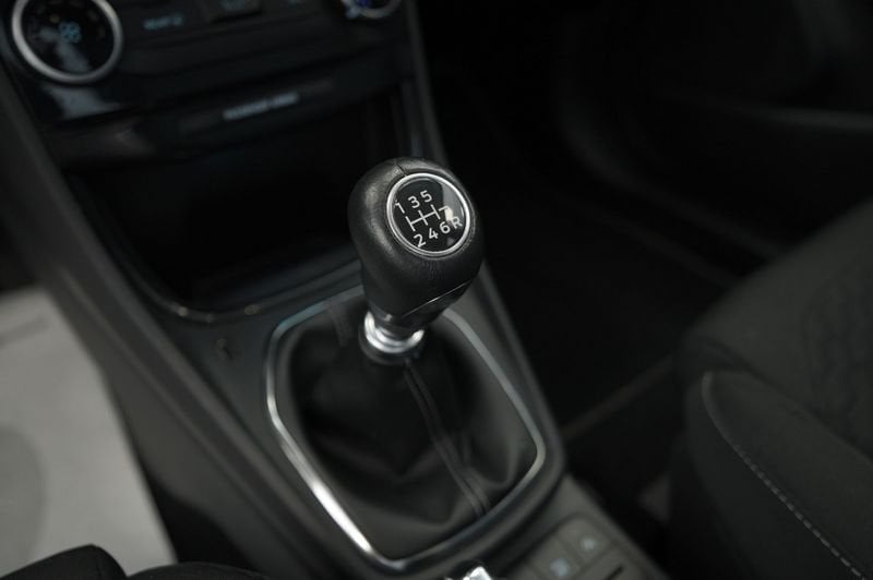 https://cdn-dk.caraffinity.it/dealer/datafiles/vehicle/images/800/32881/1U4chlXdNFWVbDpO.JPG