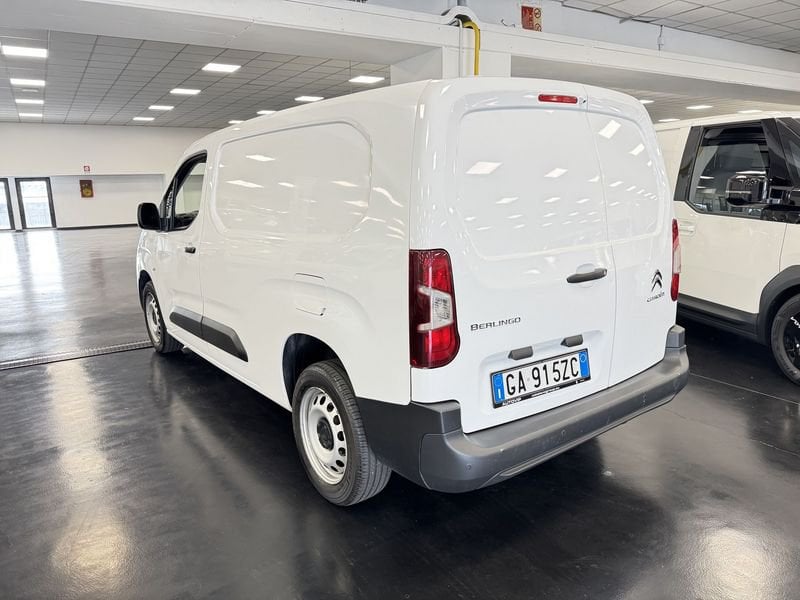 https://cdn-dk.caraffinity.it/dealer/datafiles/vehicle/images/800/32881/31DUjUsuy6dG0NaM.JPG