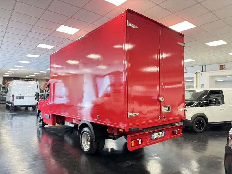 https://cdn-dk.caraffinity.it/dealer/datafiles/vehicle/images/800/32881/3P0yB5P9n6bKzTCZ.JPG
